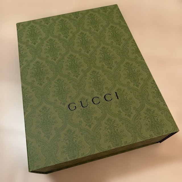 GUCCI グリーンギフトボックス 箱のみ (2/4)