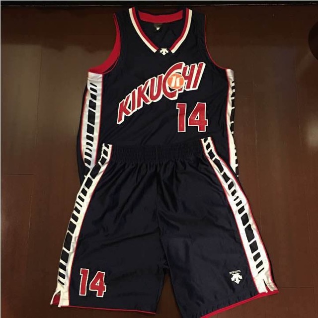tomoさん専用 菊地高校 バスケットボール部 ユニフォーム 上下セット (1/2)