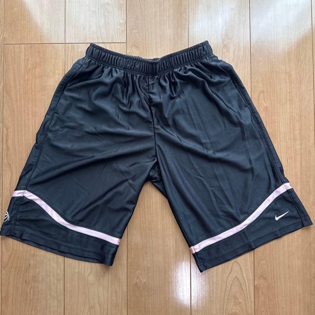 Nike DRI-FIT レディース バスケットボールパンツ 黒/ピンク (1/5)