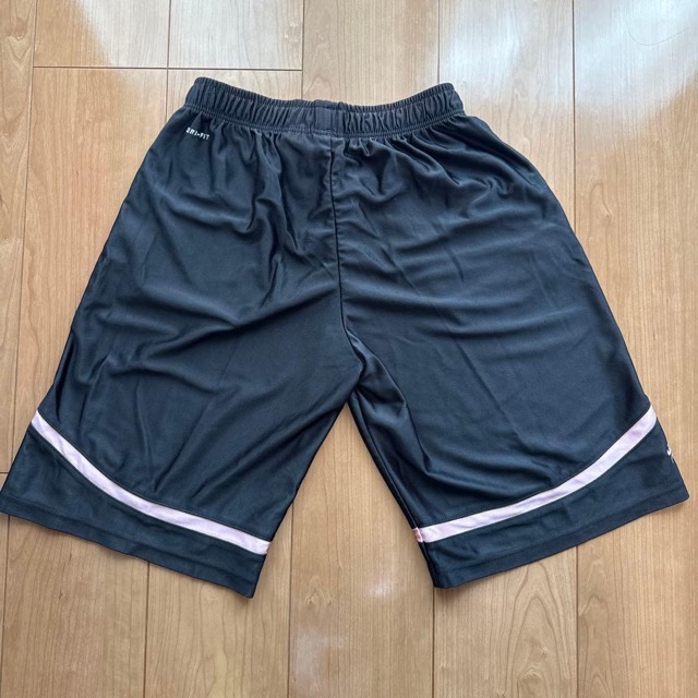 Nike DRI-FIT レディース バスケットボールパンツ 黒/ピンク (2/5)