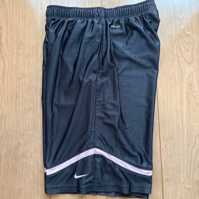 Nike DRI-FIT レディース バスケットボールパンツ 黒/ピンク (3/5)
