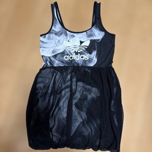 adidas originals x ritaoraスモークワンピレディース L