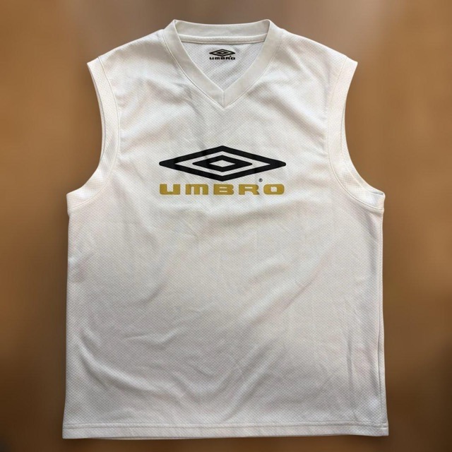 UMBRO ノースリーブシャツ ホワイト (1/4)