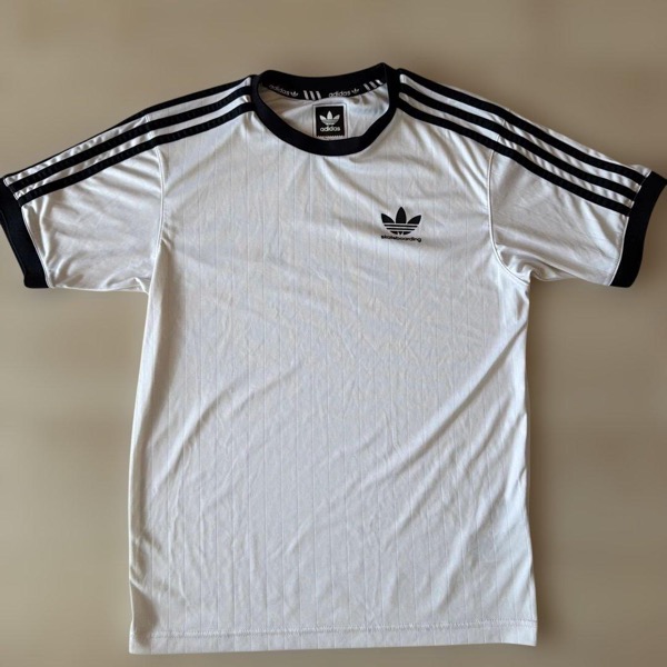 adidas Skateboarding Tシャツ トレフォイル