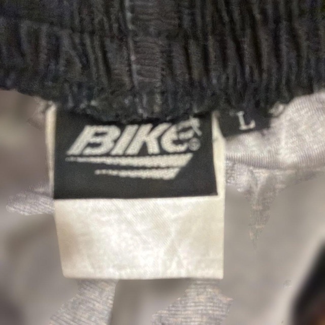 BIKE バスケットボールパンツ Lサイズ 赤黒 光沢 (3/3)