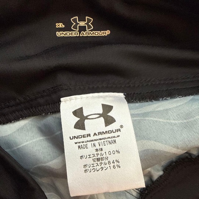 UNDER ARMOUR XL ランニングショーツ ランパン 黒/グレー (3/3)