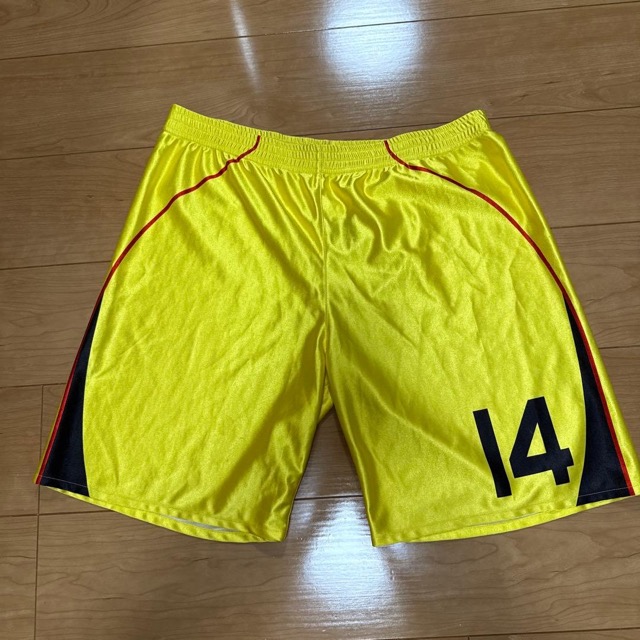 MUNTER イエロー ハーフパンツ L 光沢 ※ゴムなし (1/3)
