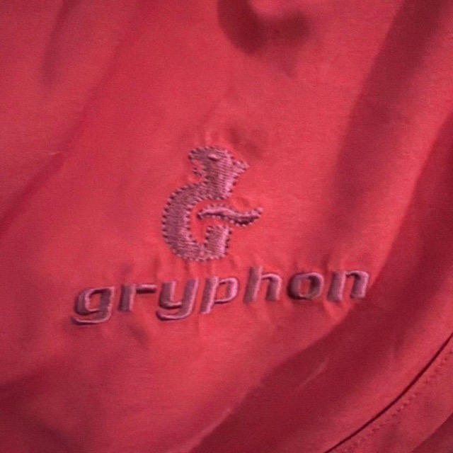 Gryphon ホッケースコート レッド 17番 (2/6)