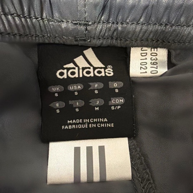 adidas ハーフパンツ グレー (3/4)