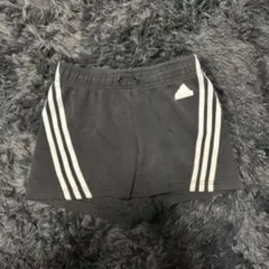 adidas ブラック ショートパンツ レディースS (4/4)