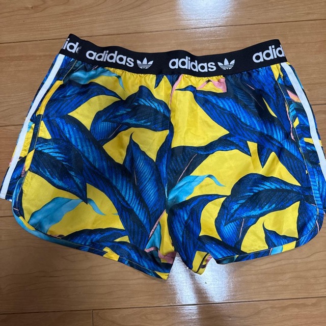 adidas 葉柄ショートパンツ UK 14 (2/3)
