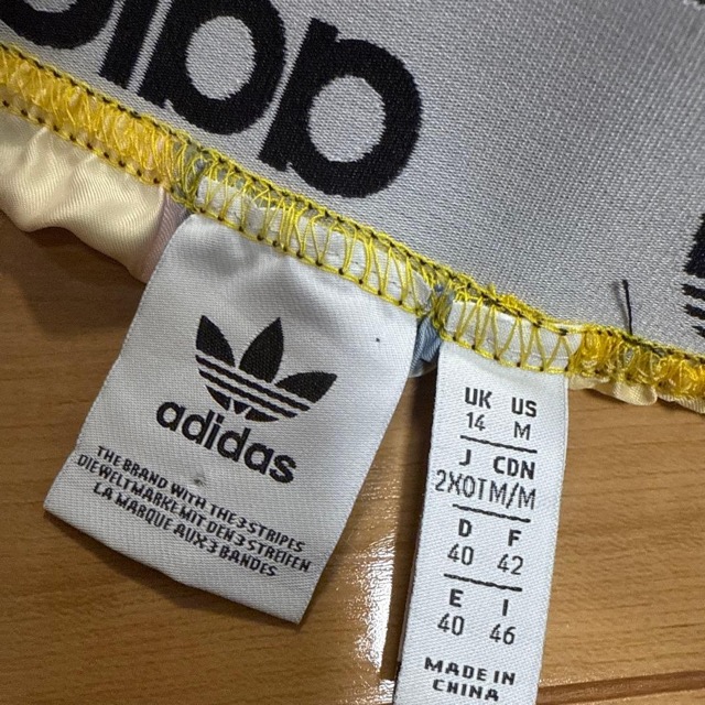 adidas 葉柄ショートパンツ UK 14 (3/3)