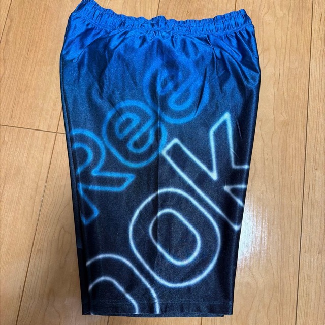 Reebok バスケットボールパンツ 黒/青 光沢 (3/5)