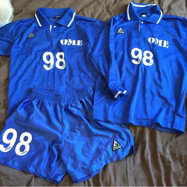 値下げ！チームサッカーユニフォームセット (1/2)