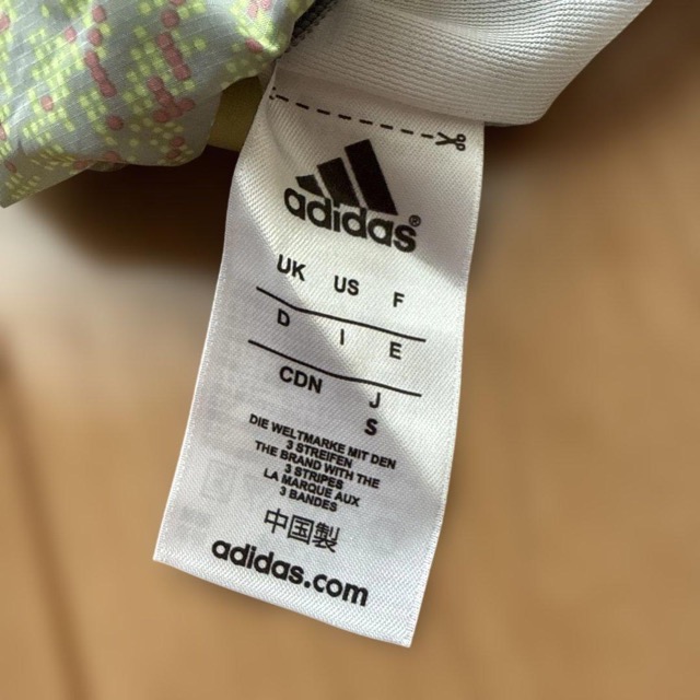 adidas イエロー系花柄ランニングパンツ リバーシブル S (4/5)