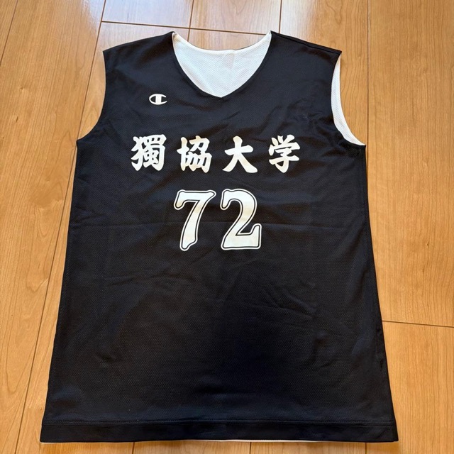 獨協大学 女子 バスケットボール リバーシブル タンクトップ 72 レディースS (1/5)