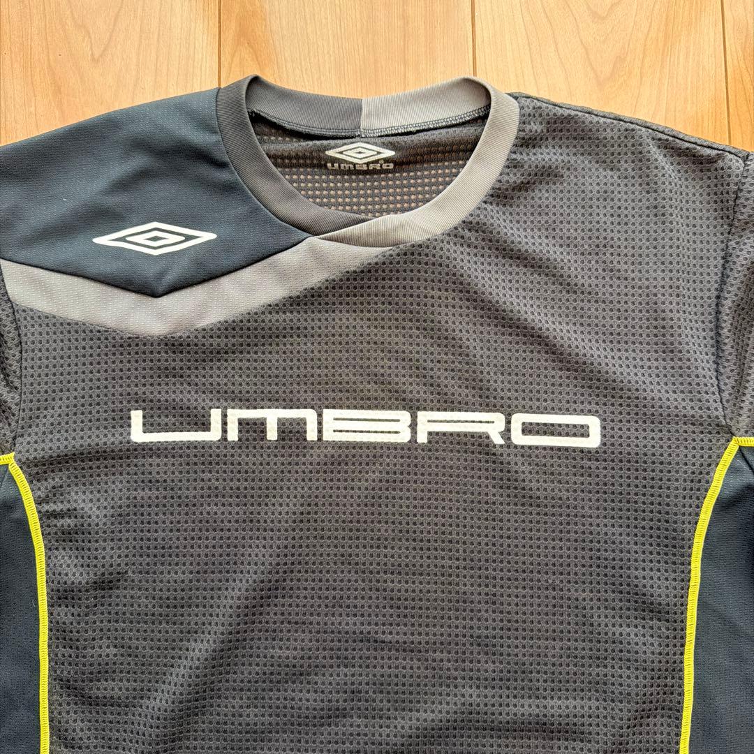 UMBRO プラクティスシャツ ブラック (4/5)