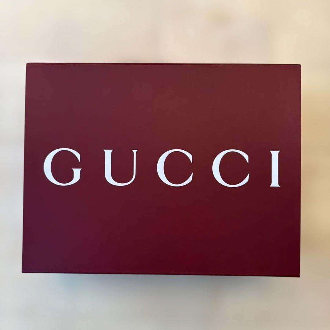 GUCCI ギフトボックス 空箱 ショッパー (2/8)