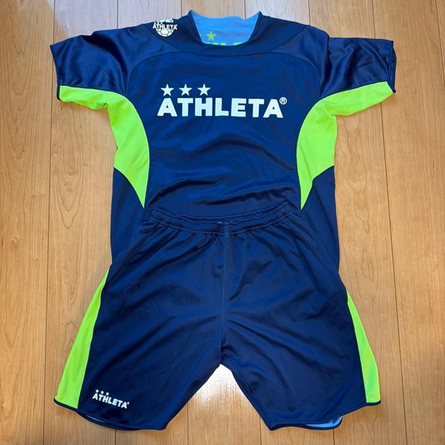 ATHLETA サッカー リバーシブル ユニフォーム 上下 セット (1/7)