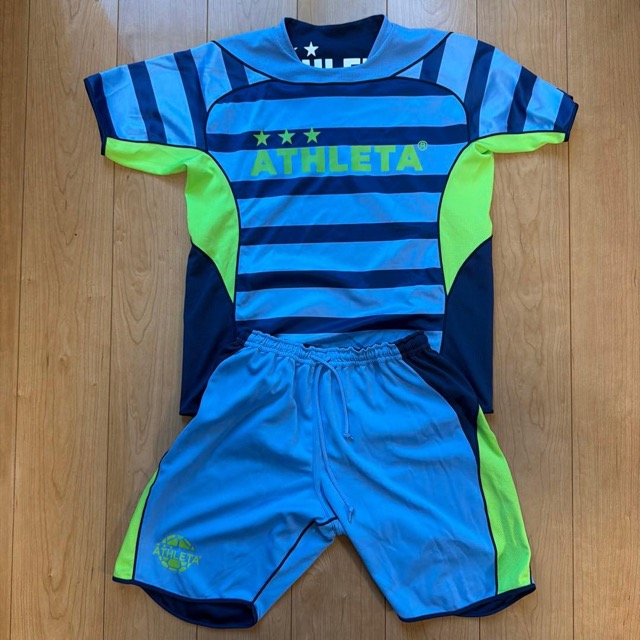 ATHLETA サッカー リバーシブル ユニフォーム 上下 セット (3/7)
