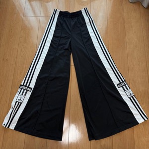adidas Adilenium 2 オーバーサイズ アディブレイクパンツ